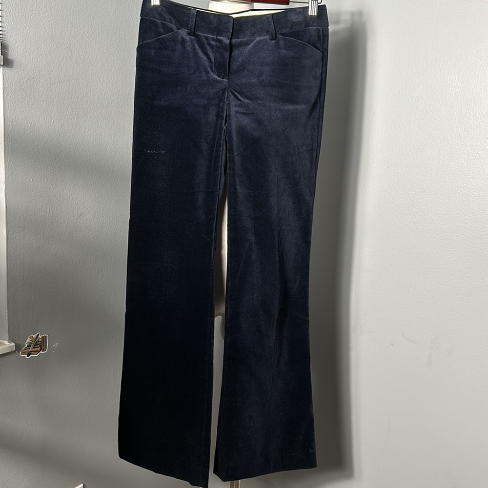 Theory Women’s Navy Velvet Low Rise Straight pants size 2- gently used